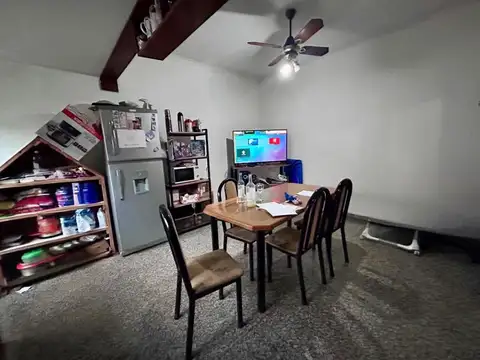 Casa 3 ambientes con 1 baño
