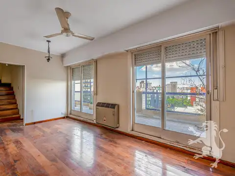 DEPARTAMENTO DUPLEX - VENTA - 3 AMBIENTES - BALCÓN TERRAZA - VILLA ORTUZAR