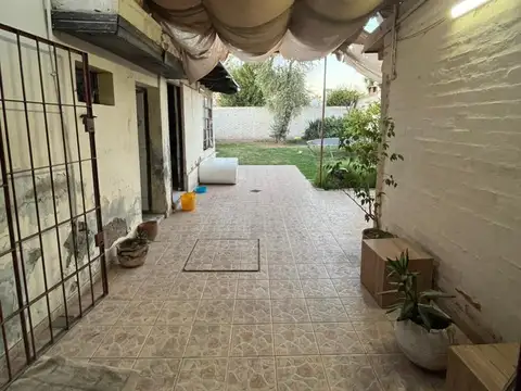 Casa en Villa Nueva a pasos de Municipalidad