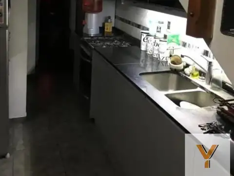PH en venta - 1 Dormitorio 1 Baño - Cochera - 60Mts2 - Berazategui