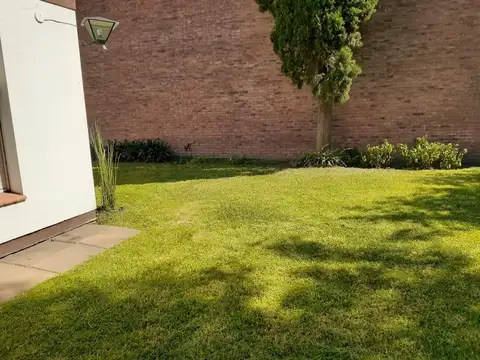 Casa en Venta en Castelar Norte, USD 159.500