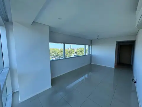 Oficina 2 ambientes con 1 baño