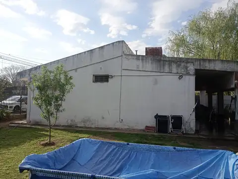 Casa en Baigorria río, 2 dormitorios, lote de 400 m2.-