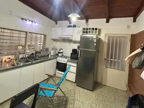 Casa en Baigorria río, 2 dormitorios, lote de 400 m2.-