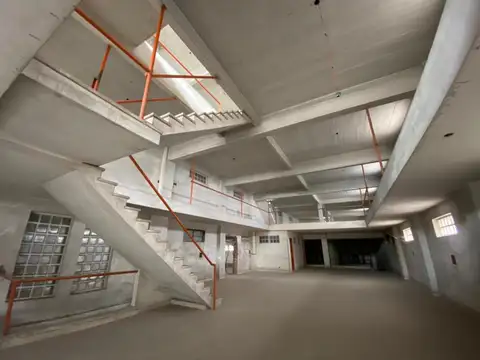 Av San Martin al 3400, Paternal