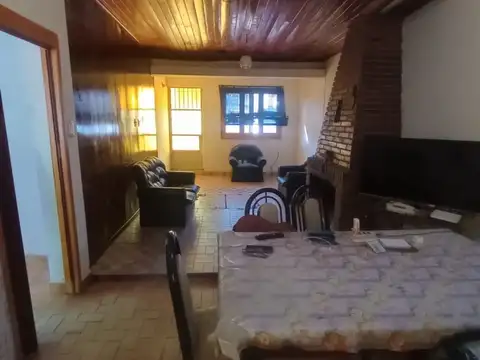 Casa en Venta en Pilar del Este - Santa Elena, USD 65.000