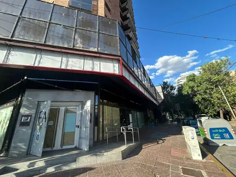 Av. Santa Fe  al 900