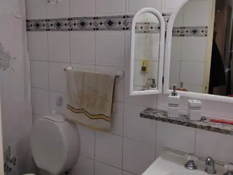 Departamento 4 ambientes con 1 baño