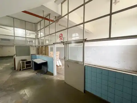 Galpon en Alquiler 20  mts Fondo