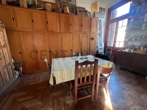 VENTA DEPARTAMENTO PISO 6 AMBIENTES EN BALVANERA