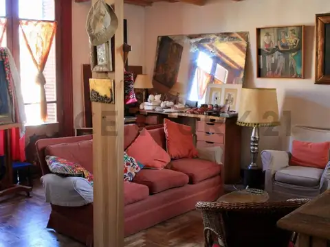 VENTA DEPARTAMENTO PISO 6 AMBIENTES EN BALVANERA