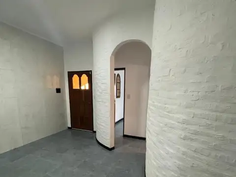 Departamento en Alquiler en Monte Grande, $ 475.000