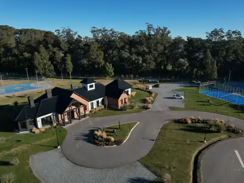 ¡Oportunidad! Lote disponible en Casonas del Haras. Barrio interno Pradera.