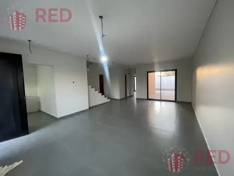 Depto Tipo Casa 5 ambientes con 3 baños