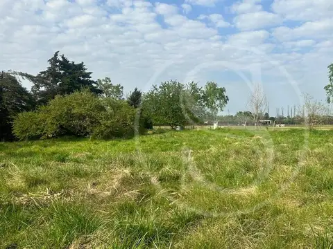 Terreno en Venta, FOT 0,5