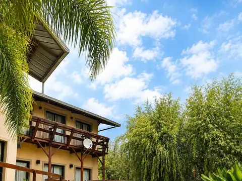 Casa 20 ambientes con 15 baños