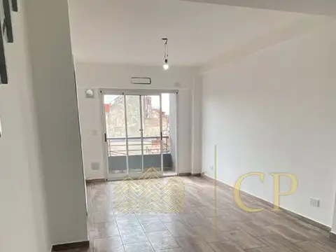Depto 3 Amb Tipo Dúplex Con Terraza En José Ing.