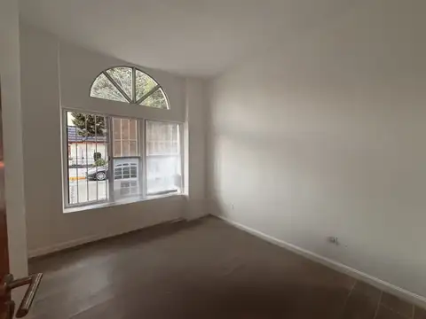 Depto Tipo Casa en Venta 16 años