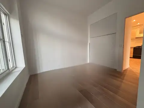 Depto Tipo Casa en Venta en Mataderos, USD 98.000