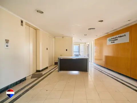 Oficina en Venta en San Nicolás, USD 220.000