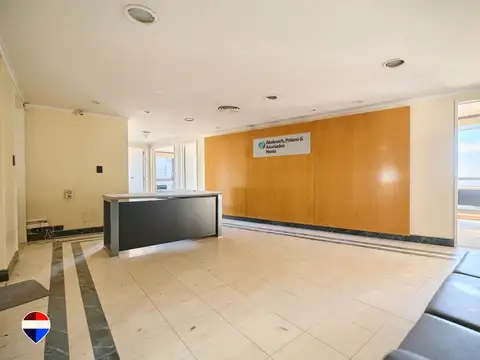 Oficina Monoambiente con 4 baños