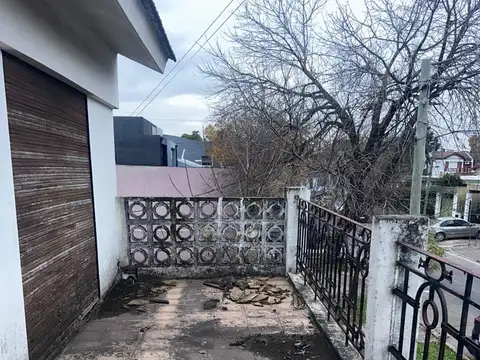 casa tres amb a refaccionar