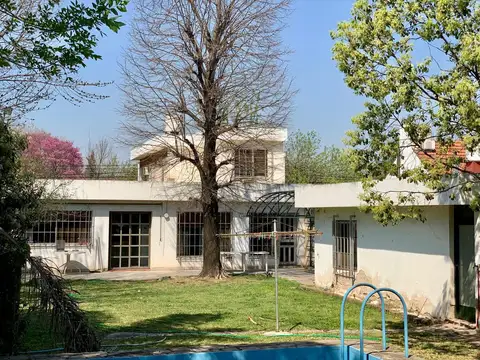 MORRISON 7674 4 dormitorios con Jardin y Pileta  VENTA