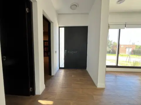 Casa en Venta en Nordelta El Yacht, USD 1.150.000