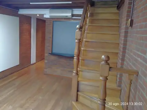 Oficina en Venta con 1 cochera