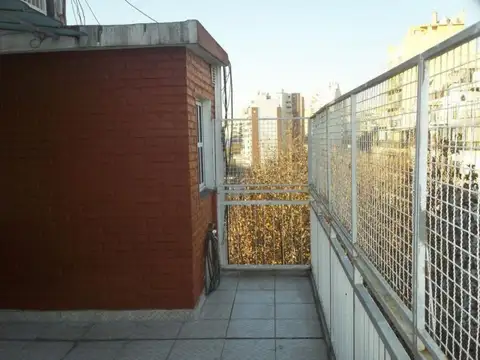 Departamento 5 ambientes con 2 baños