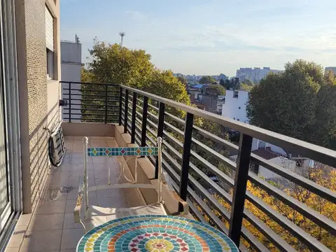 EXCELENTE 2 AMB AL FTE CON BALCON CORRIDO Y AMENITIES