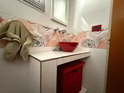 Depto Tipo Casa en Venta de 4 ambientes