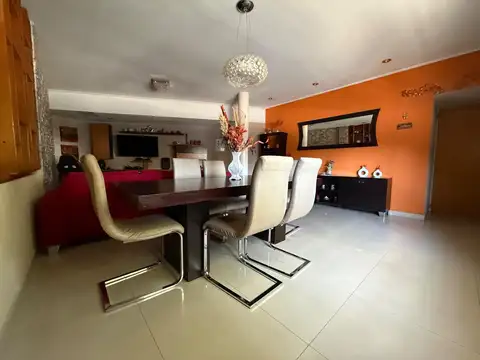 Depto Tipo Casa en Venta al Suroeste