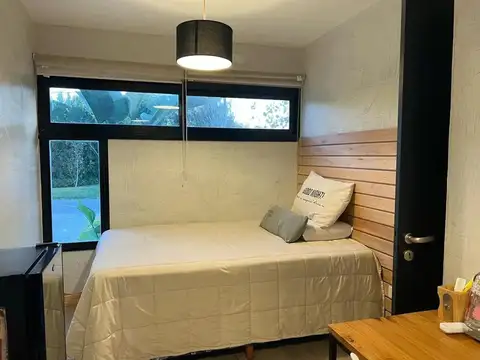 Casa en Alquiler Temporal con 2 cocheras