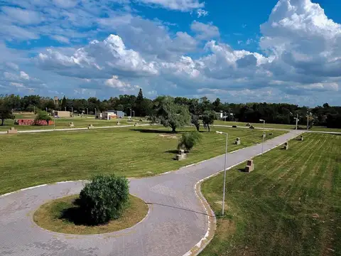 Adg. Venta Lote En Barrio Las Marías