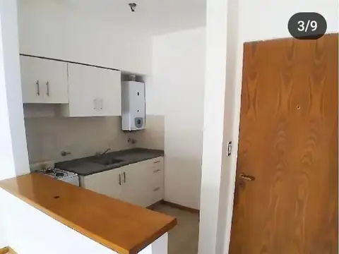 San Lorenzo 3756 , Piso 1