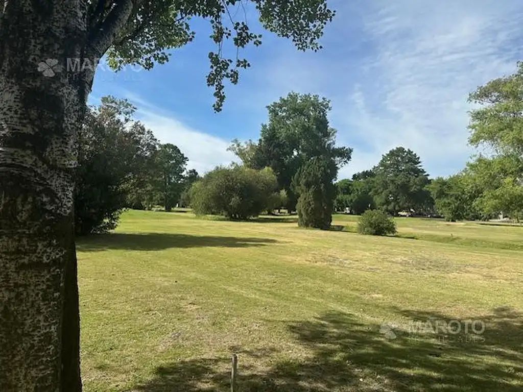 Casa - 180  m² Cubierta | 3 dormitorios | 25 años | 3 baños | 4 ambientes | 2 cocheras