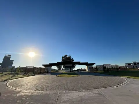 Avenida Carlos Pellegrini 4500
