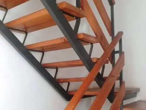 Depto Tipo Casa en Venta 11 años