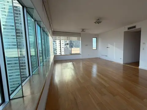 Departamento en Alquiler de 4 ambientes