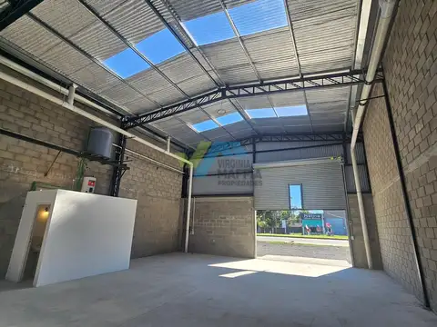 Local en Venta en La Lonja, USD 410.000
