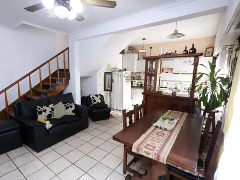 Depto Tipo Casa 3 ambientes con 1 baño