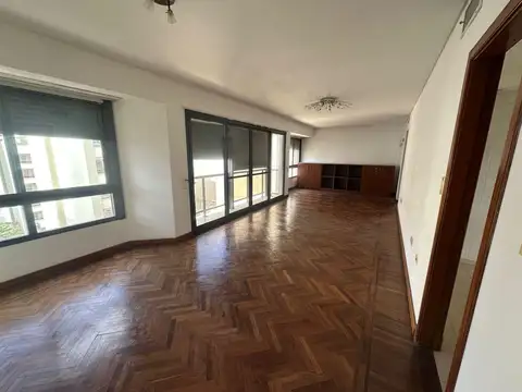 Departamento en Alquiler de 5 ambientes