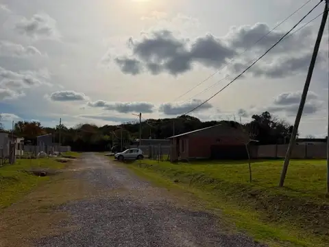 Lote Financiado En Barrio Las Lomadas, Ma