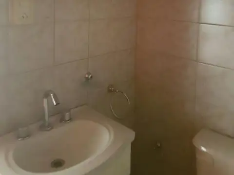 Depto Tipo Casa en Venta de 2 ambientes