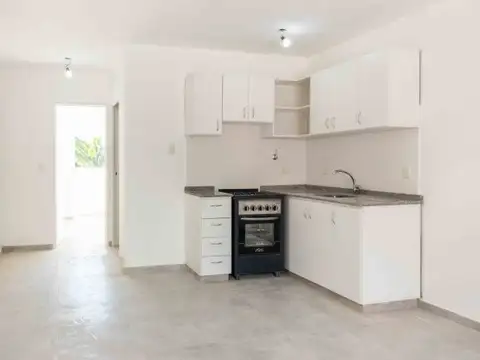 Sáenz Peña 3100 , Piso 2