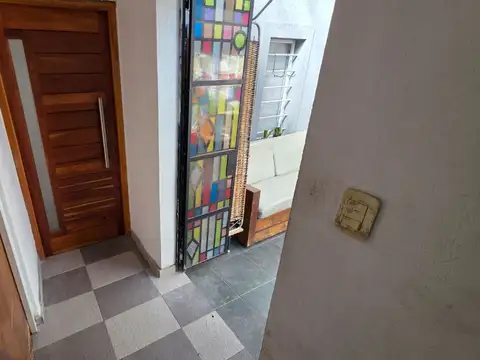 Depto Tipo Casa en Venta 37 años