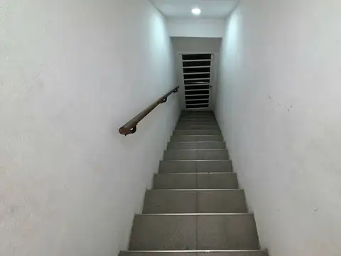 Depto Tipo Casa 5 ambientes con 1 baño