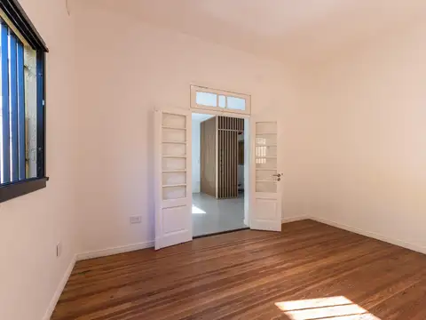 Depto Tipo Casa 4 ambientes con 2 baños