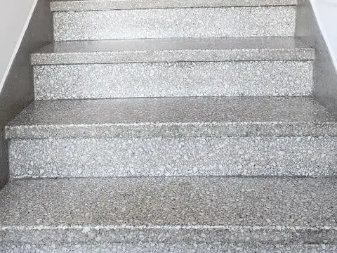 Ramon Falcon 1500, Piso 2°